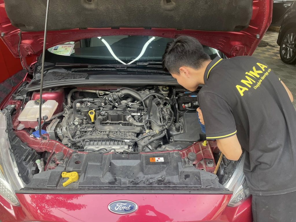 Dịch Vụ Rửa Khoang Máy Chuyên Nghiệp